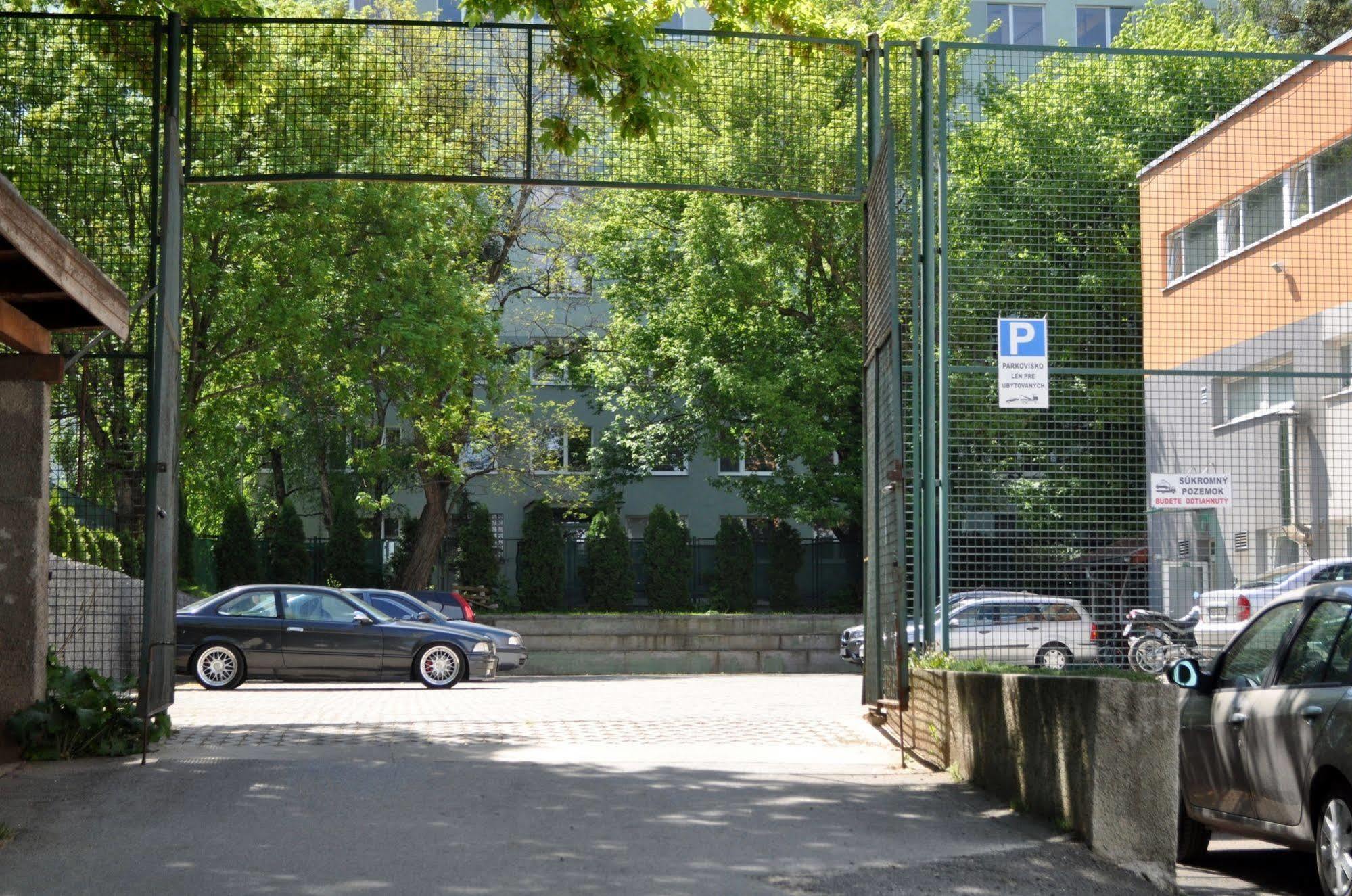 Penzion Set Košice Esterno foto