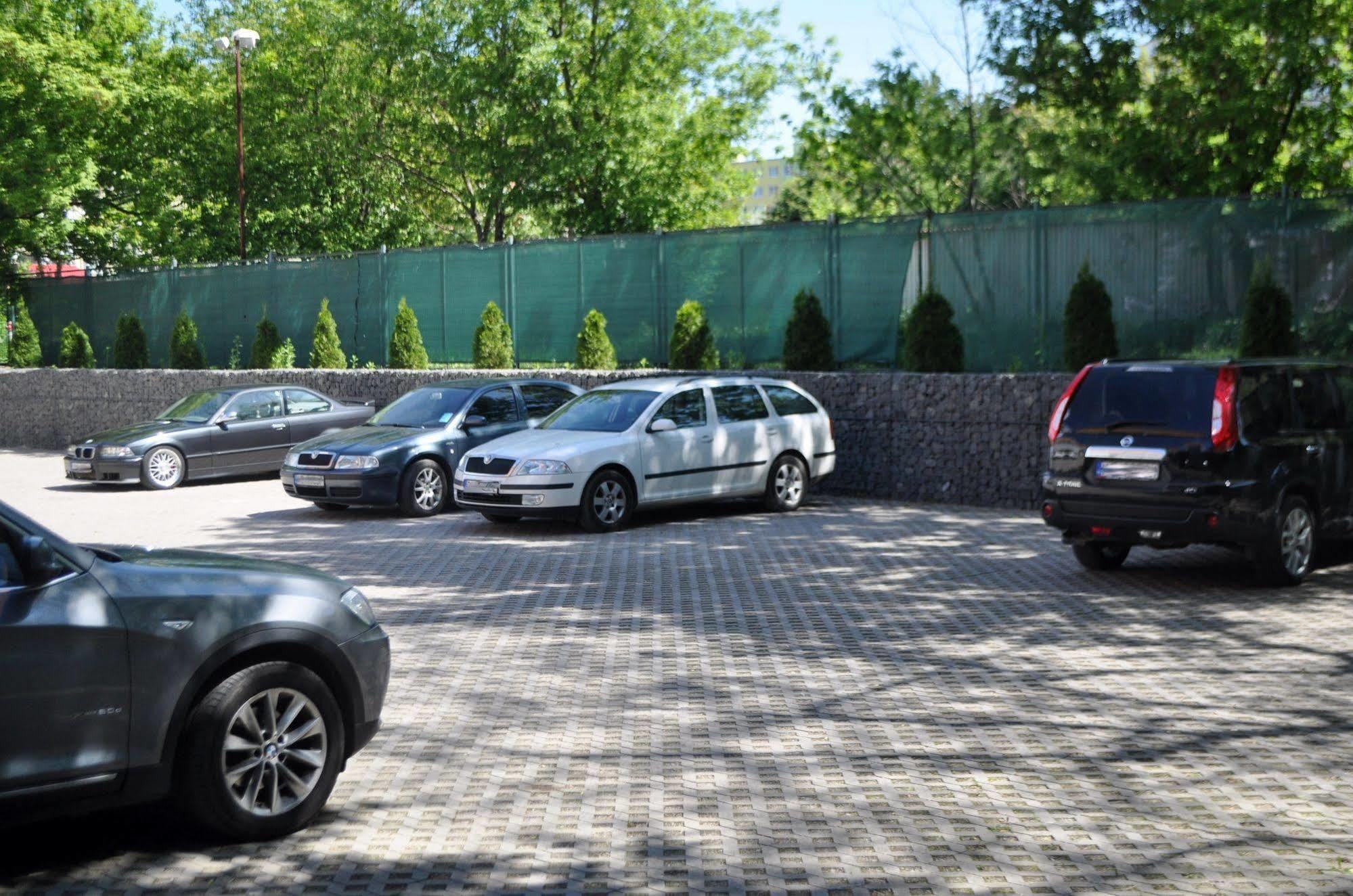 Penzion Set Košice Esterno foto
